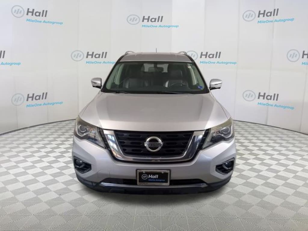 Used 2017 Nissan Pathfinder SL SUV