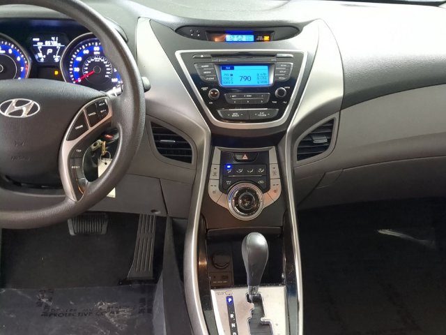 2013 Hyundai Elantra GLS - Photo 18