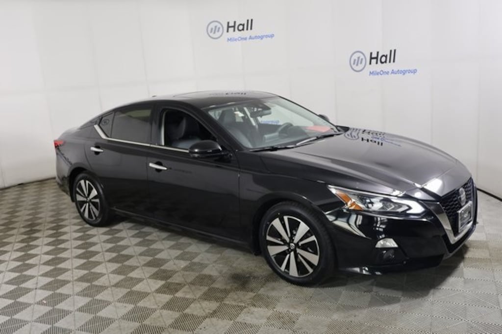Used 2021 Nissan Altima 2.5 SL Sedan