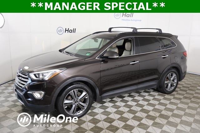 2016 Hyundai Santa Fe SE's photo