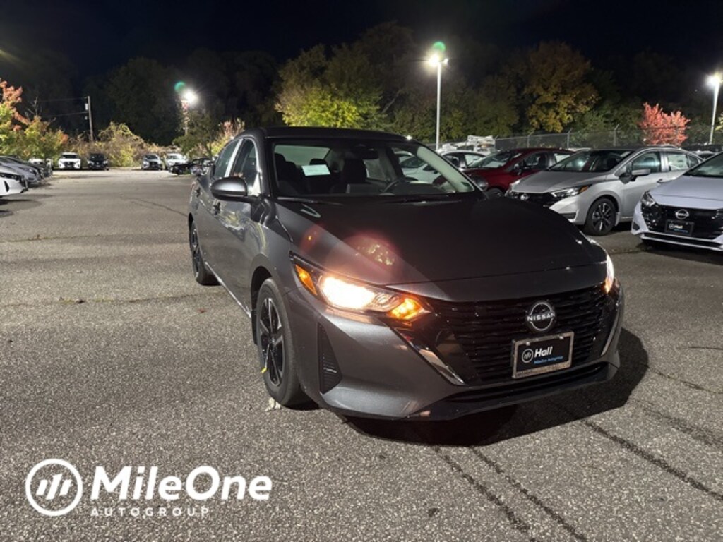 New 2025 Nissan Sentra SV Sedan
