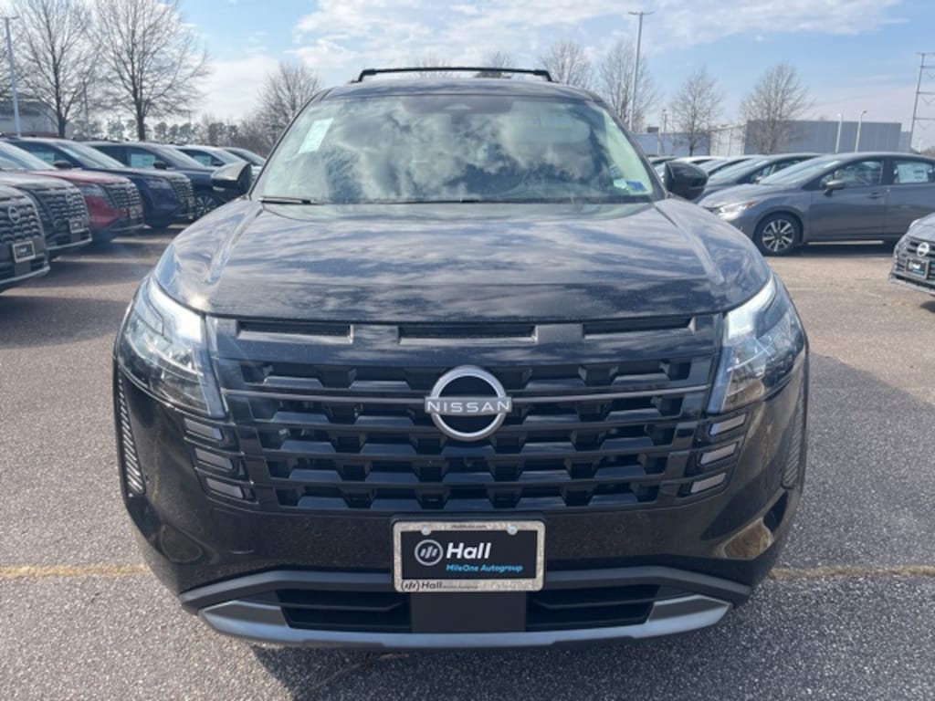 New 2026 Nissan Pathfinder SL SUV