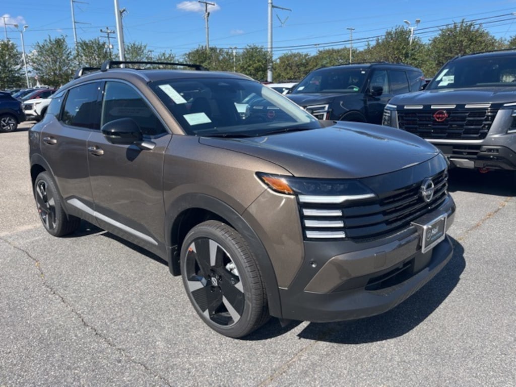 New 2026 Nissan Kicks SR SUV