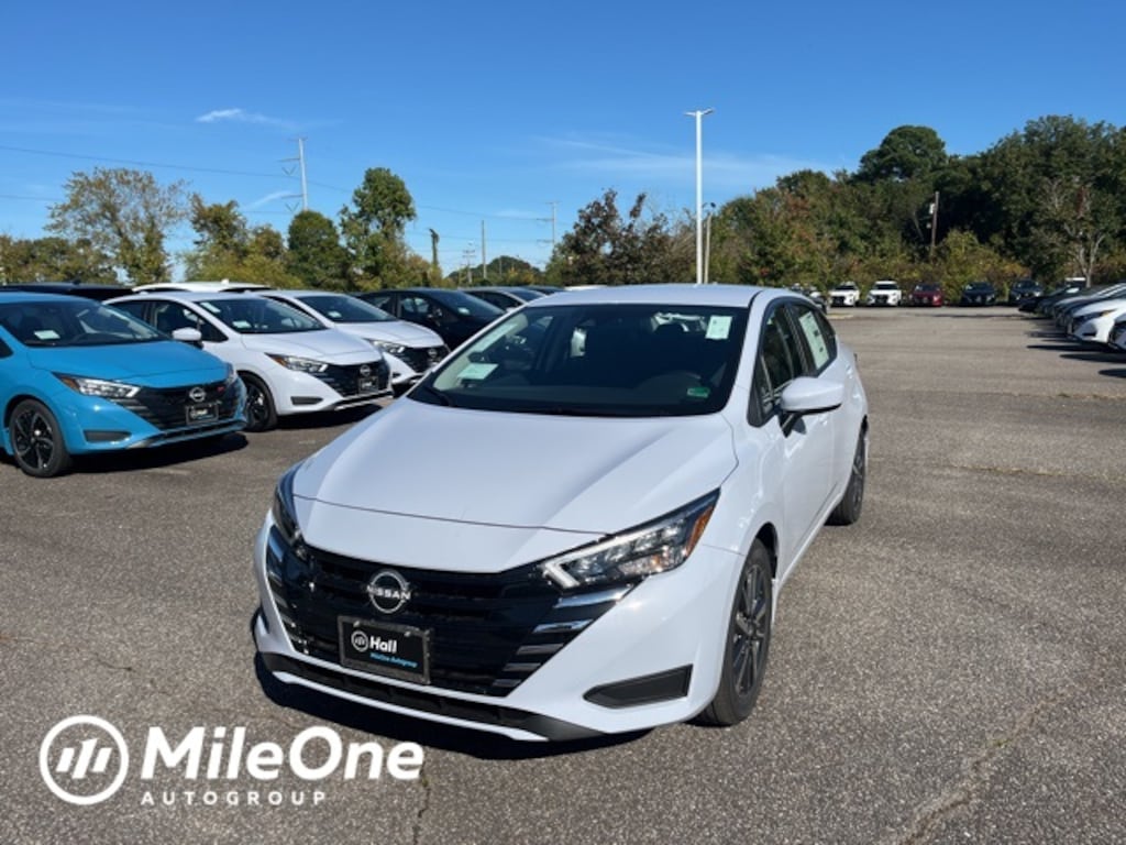 New 2025 Nissan Versa 1.6 SV Sedan