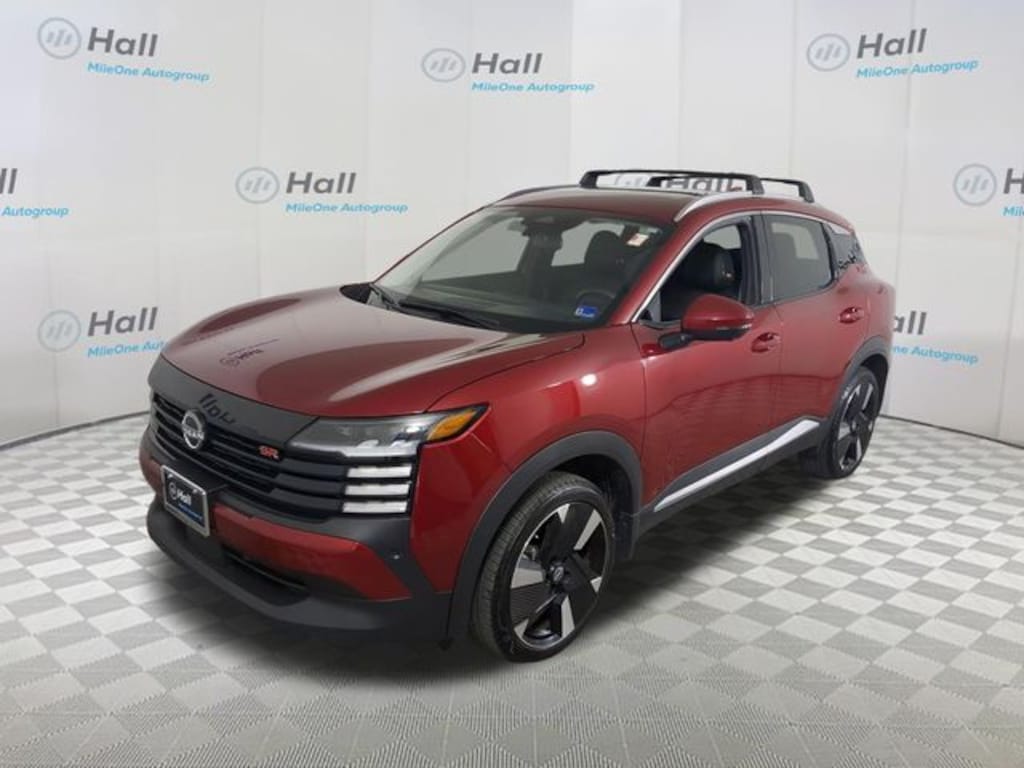 Used 2025 Nissan Kicks SR SUV