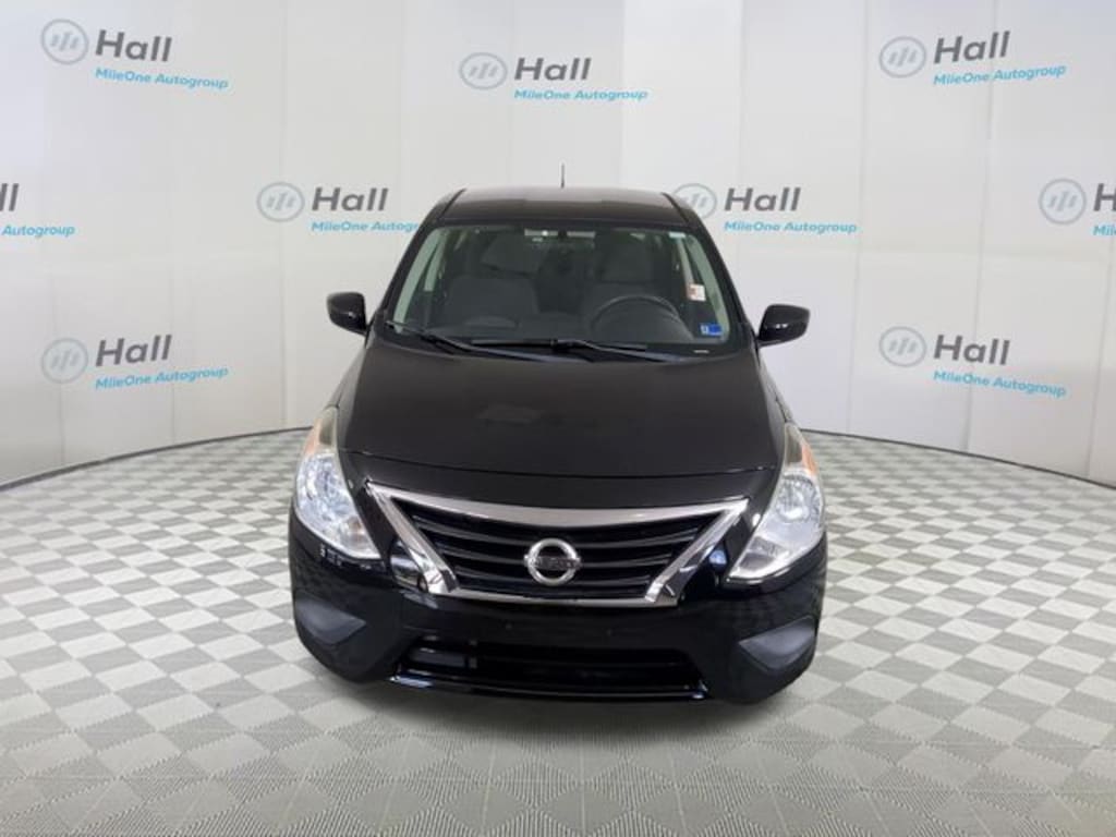 Used 2016 Nissan Versa 1.6 SV Sedan