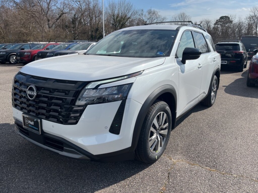 New 2026 Nissan Pathfinder SL SUV