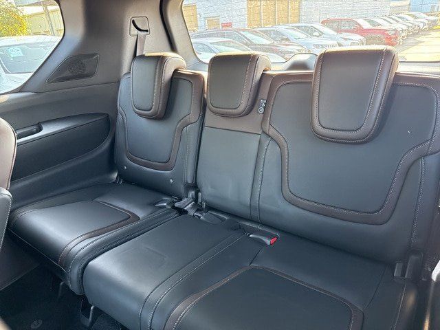 2026 Nissan Armada SL - Photo 16