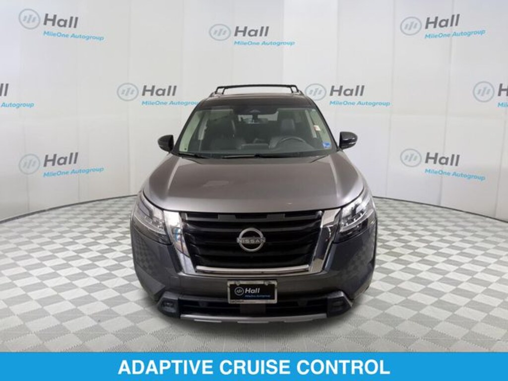 Used 2024 Nissan Pathfinder SL SUV