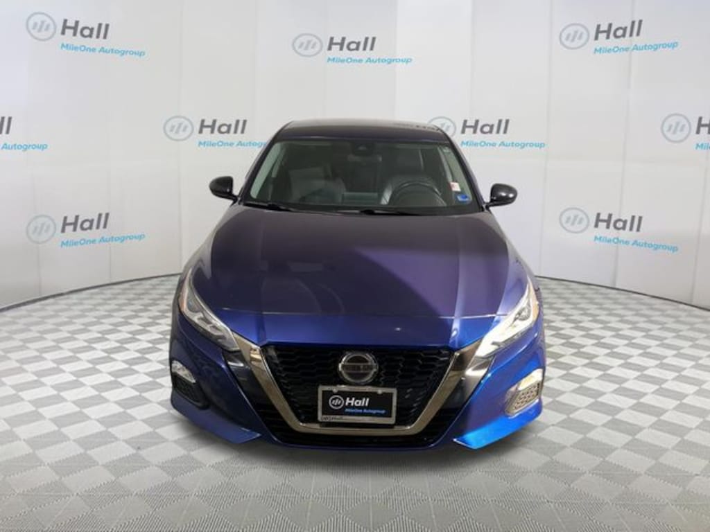 Used 2022 Nissan Altima 2.5 SR Sedan