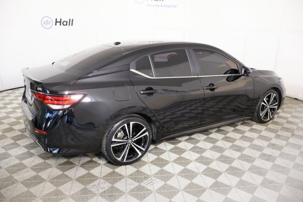 Used 2022 Nissan Sentra SR Sedan
