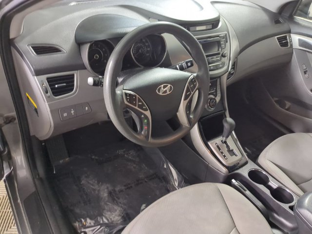 2013 Hyundai Elantra GLS - Photo 16