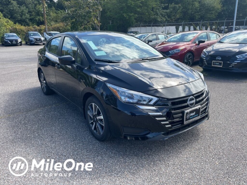 New 2025 Nissan Versa 1.6 SV Sedan