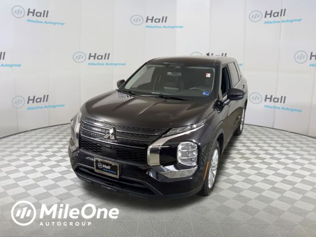 Used 2024 Mitsubishi Outlander ES SUV