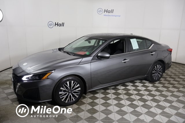 2023 Nissan Altima SV