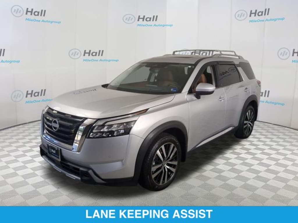 Used 2025 Nissan Pathfinder Platinum SUV