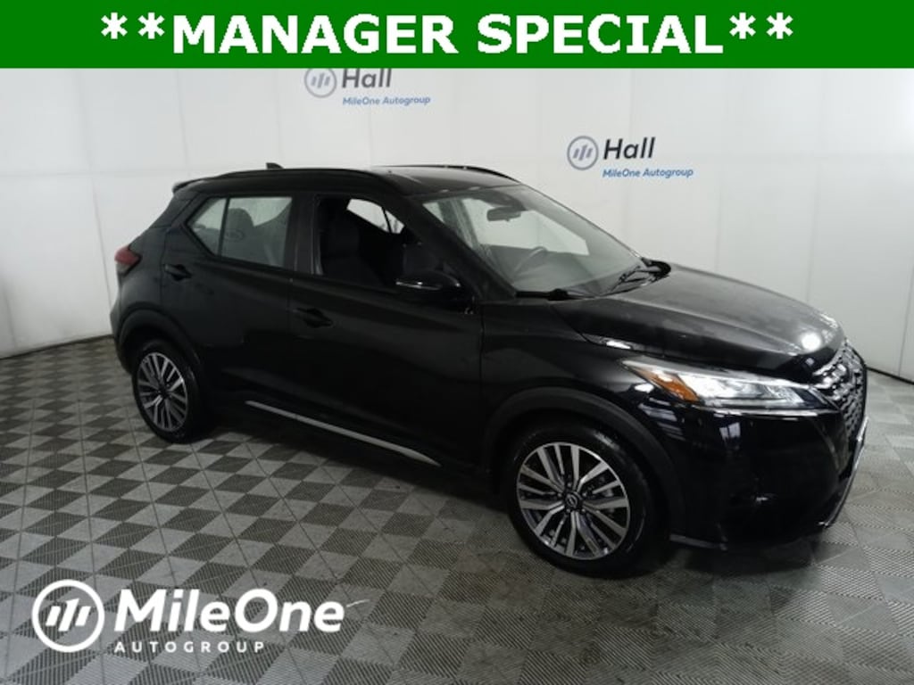 Used 2024 Nissan Kicks SR SUV