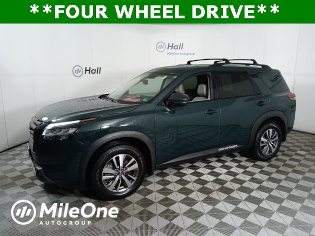 Used 2022 Nissan Pathfinder SL SUV