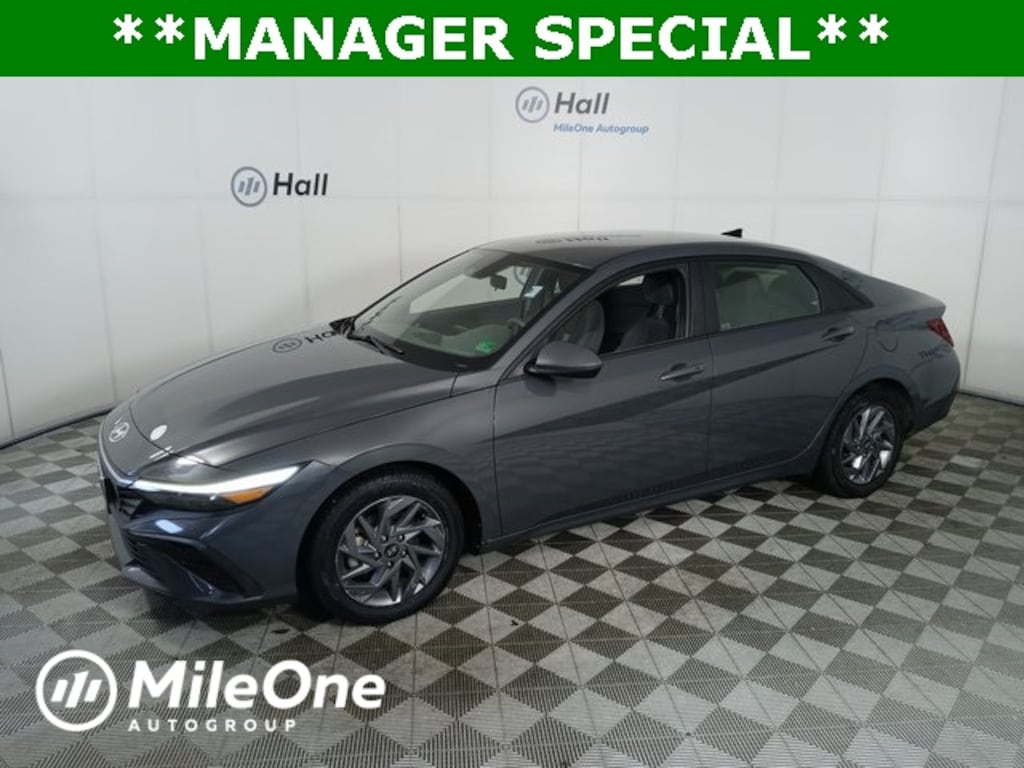 Used 2024 Hyundai Elantra SEL Sedan