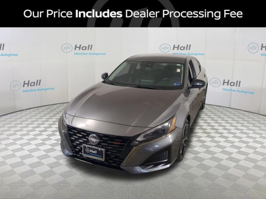 Used 2023 Nissan Altima 2.5 SR Sedan