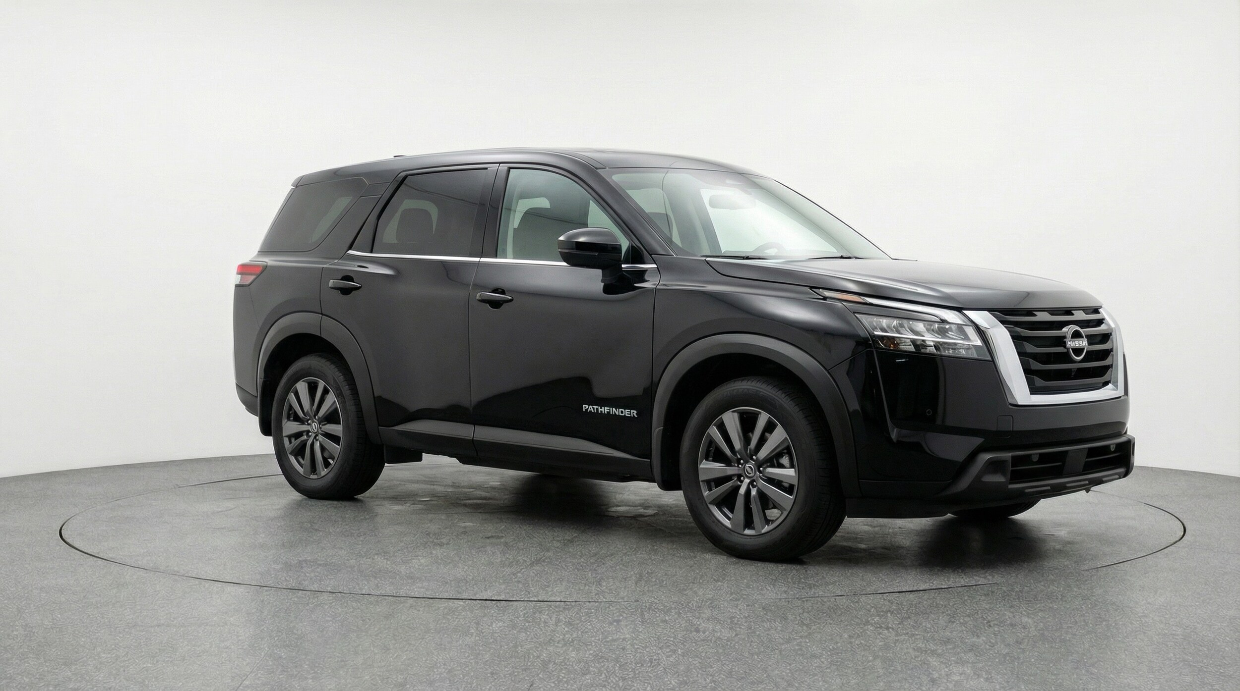Thumbnail: 2025 Nissan Pathfinder - 1