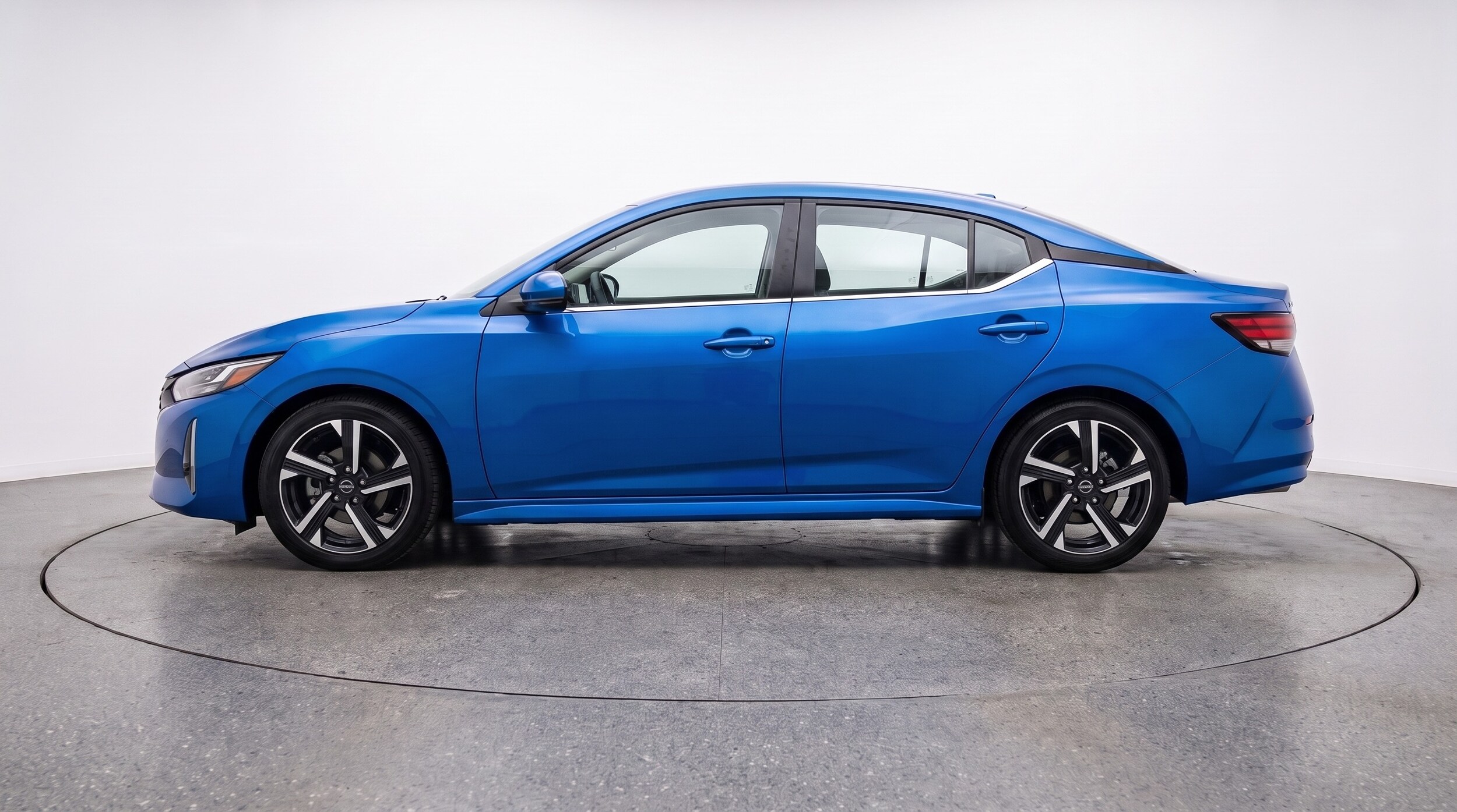 Thumbnail: 2025 Nissan Sentra - 4