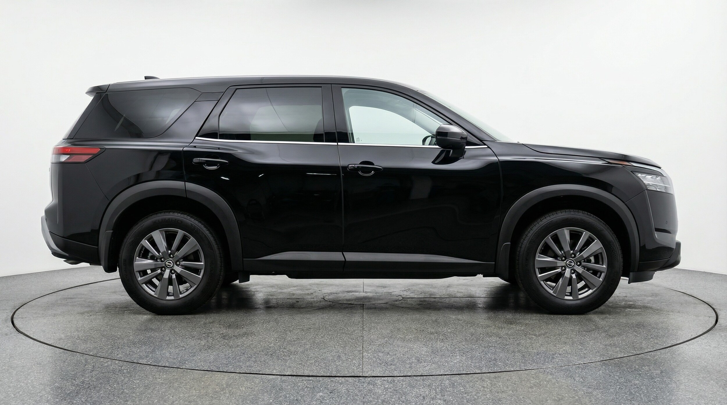 Thumbnail: 2025 Nissan Pathfinder - 8