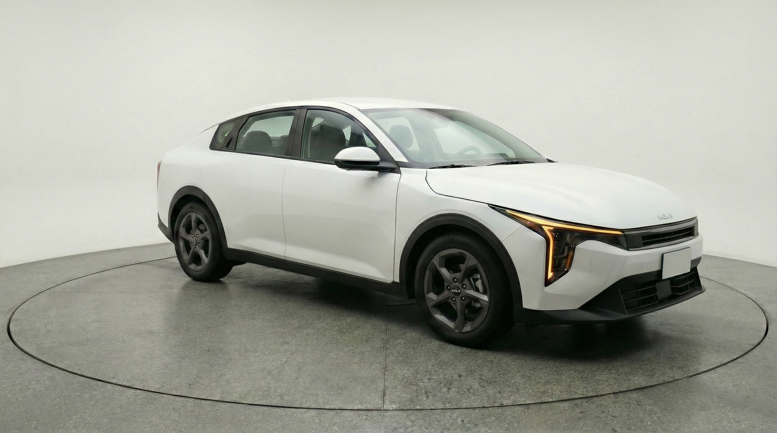 Thumbnail: 2025 Kia K4 - 1