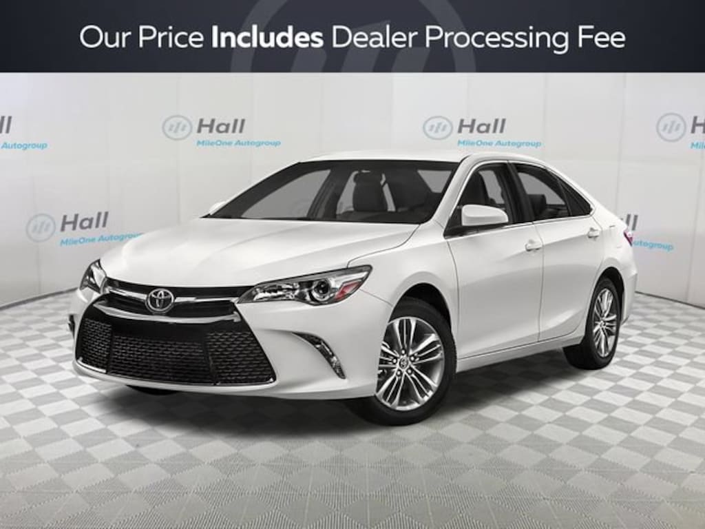 Used 2017 Toyota Camry SE Sedan