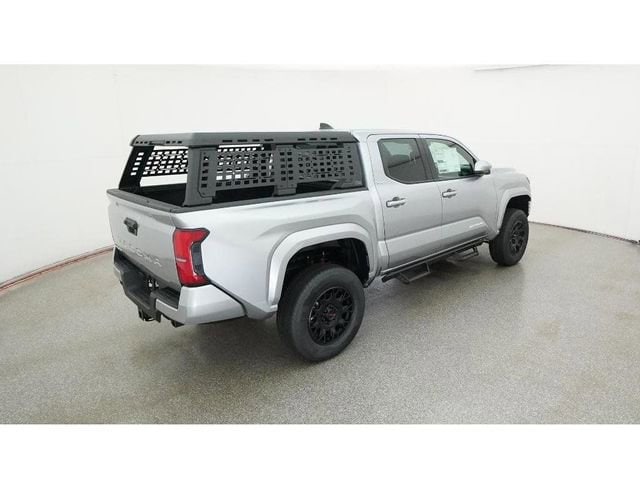 2025 Toyota Tacoma SR5 - Photo 9