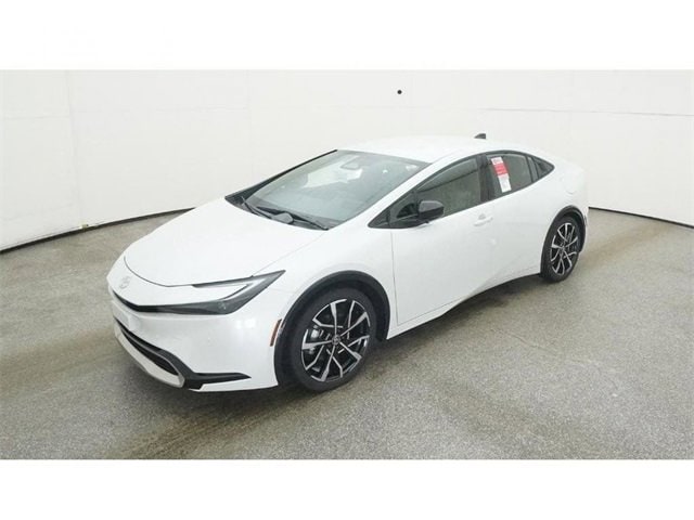 2026 Toyota Prius XSE's photo