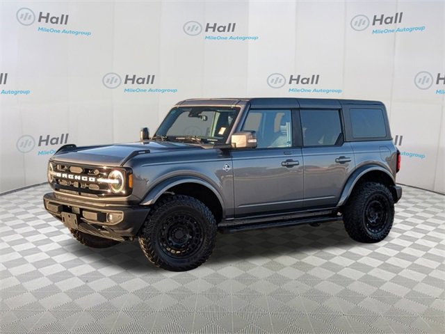 2023 Ford Bronco 4-Door Outer Banks's photo