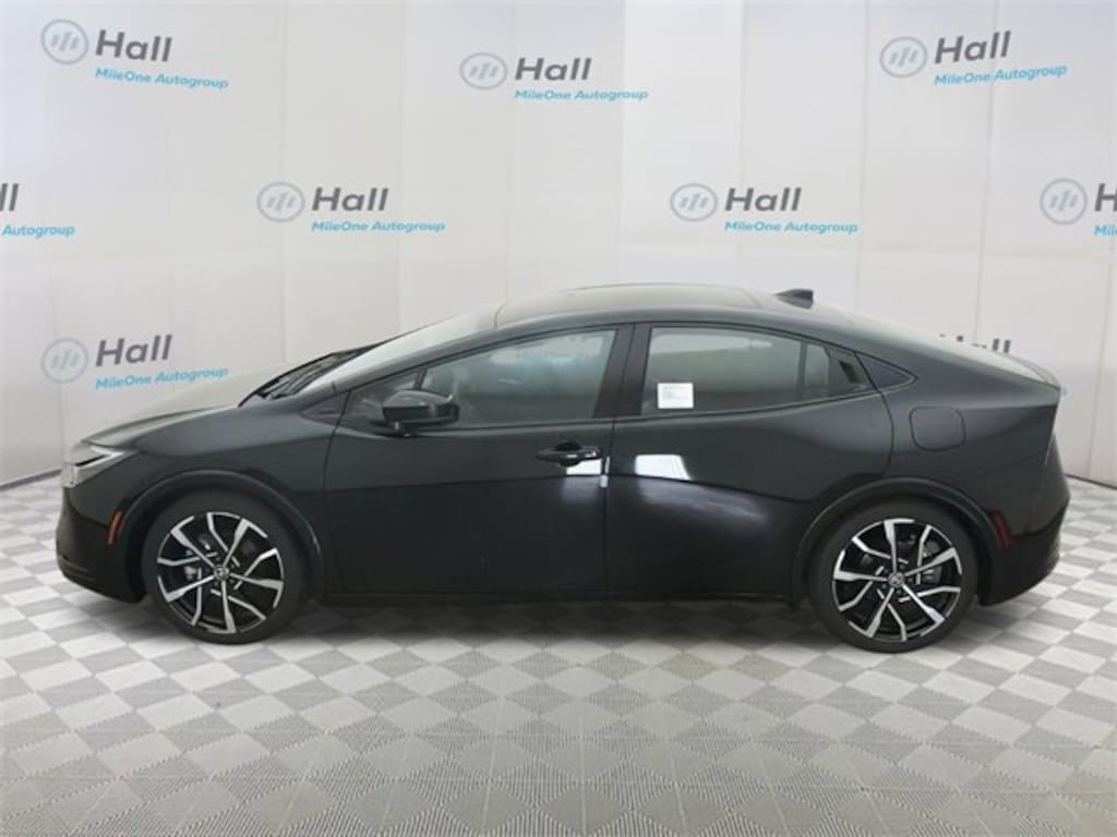 New 2026 Toyota Prius Plug-in Hybrid XSE Premium Hatchback