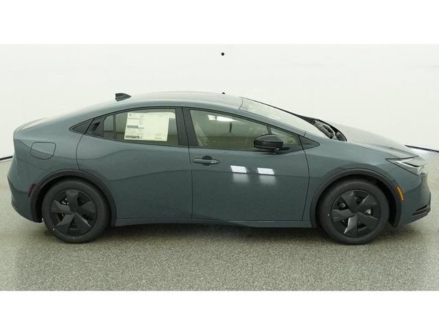 2026 Toyota Prius Plug-in Hybrid SE - Photo 11