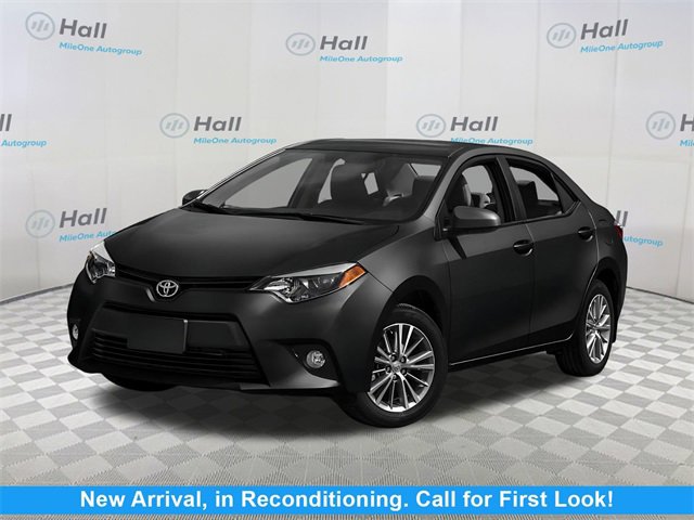 2015 Toyota Corolla LE's photo