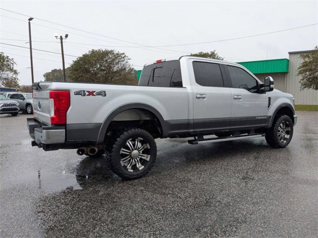 Used 2018 Ford F-350 Lariat Truck Crew Cab