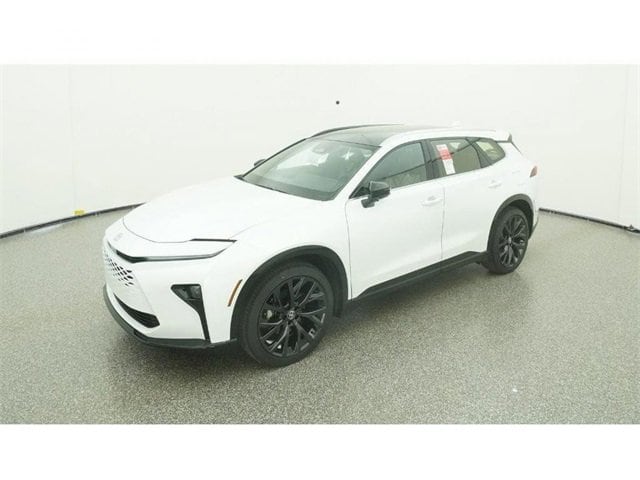 2025 Toyota Crown Signia Limited's photo