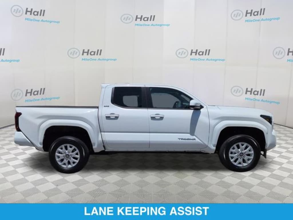 Used 2025 Toyota Tacoma SR5 Truck Double Cab