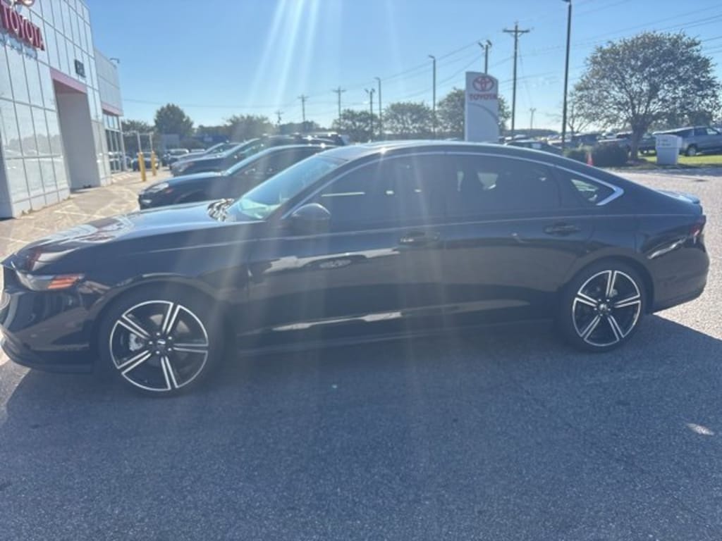 Used 2025 Honda Accord Hybrid Sport Sedan