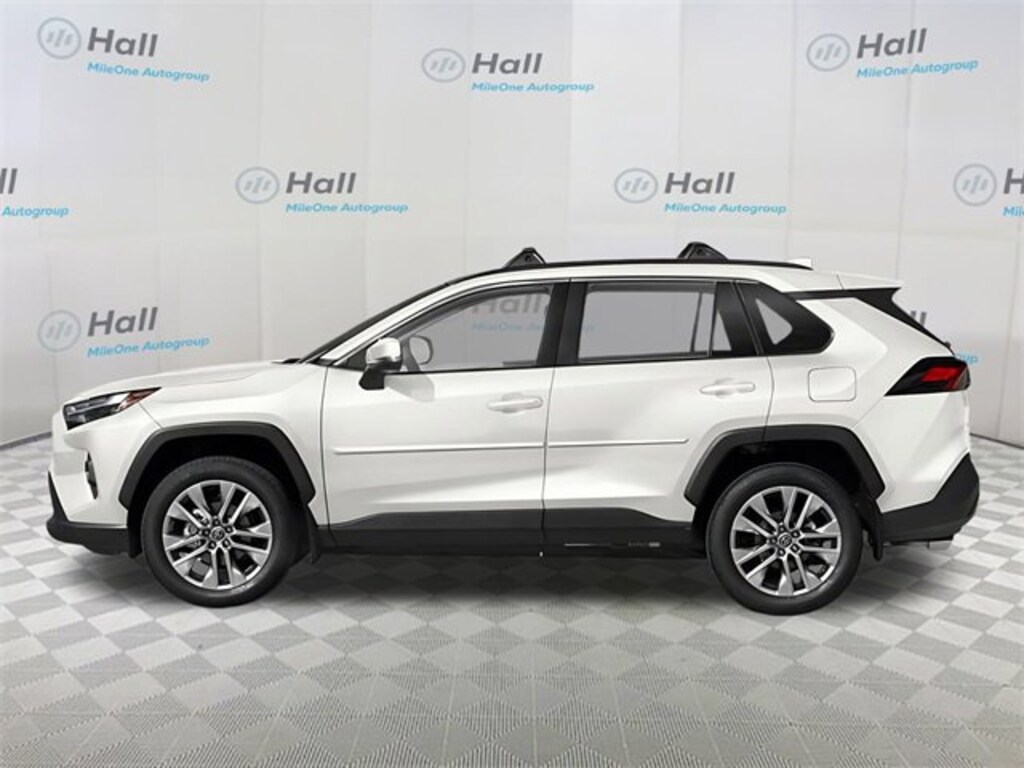 New 2025 Toyota RAV4 XLE SUV