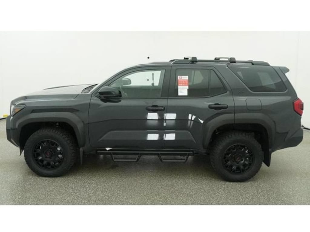 New 2026 Toyota 4Runner SR5 SUV