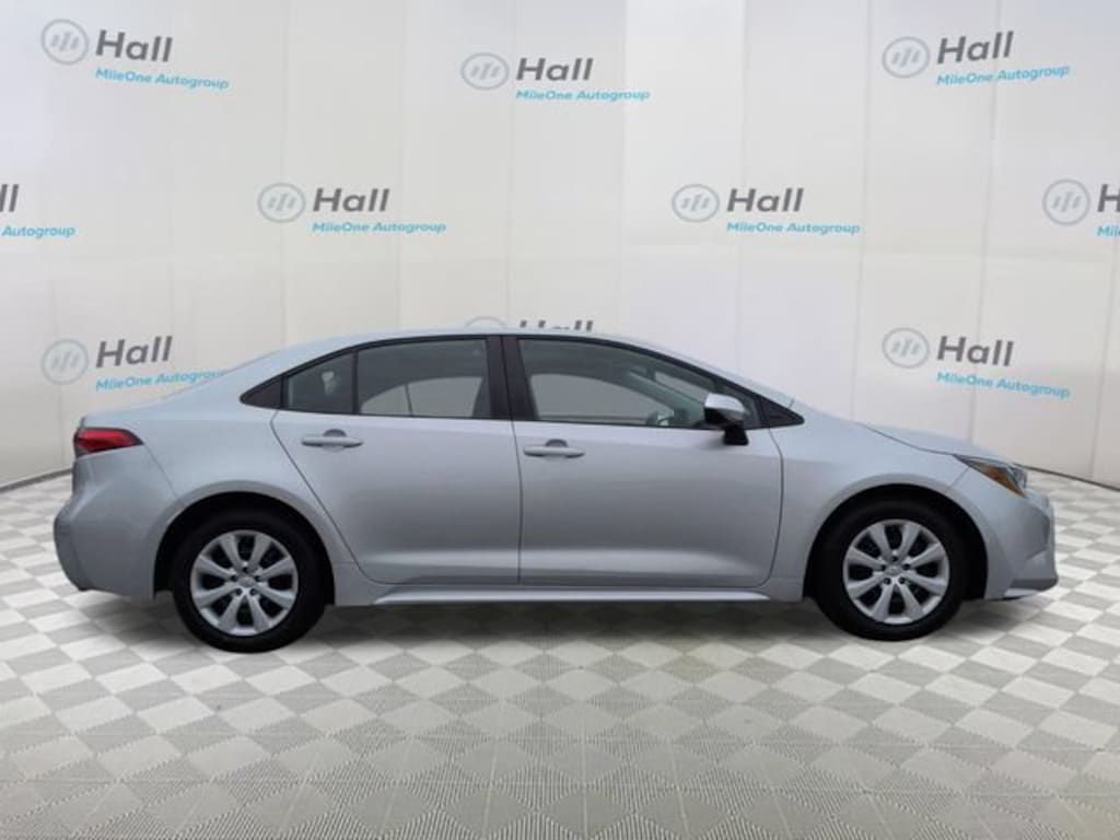 Used 2024 Toyota Corolla LE Sedan