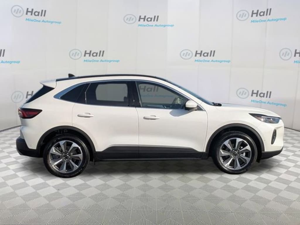 Used 2024 Ford Escape Platinum SUV