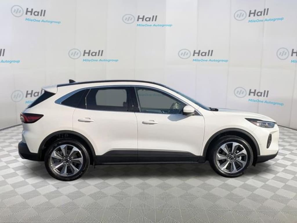 Used 2024 Ford Escape Platinum SUV