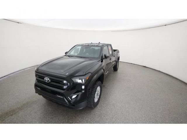 2025 Toyota Tacoma SR5 - Photo 16