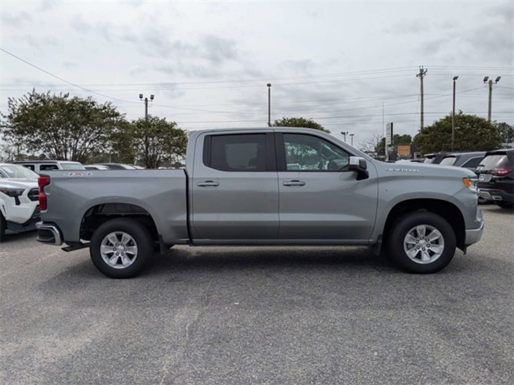 Used 2025 Chevrolet Silverado 1500 LT Truck Crew Cab