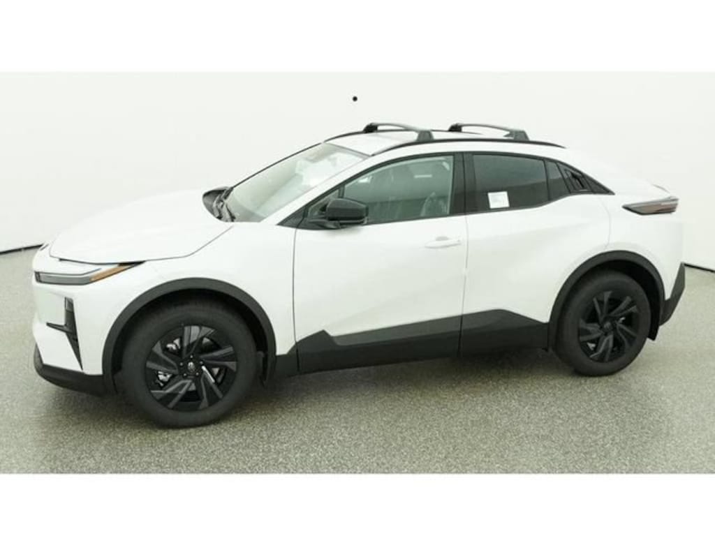 New 2026 Toyota C-HR SE SUV
