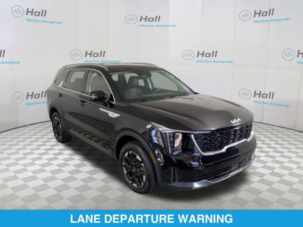 Used 2025 Kia Sorento S SUV