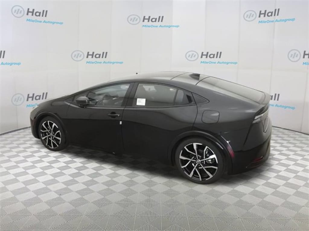 New 2026 Toyota Prius Plug-in Hybrid XSE Premium Hatchback