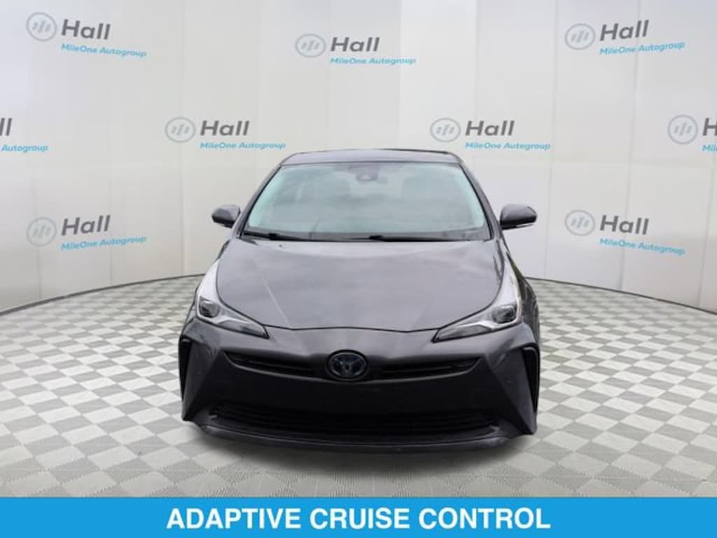 Used 2022 Toyota Prius LE Hatchback